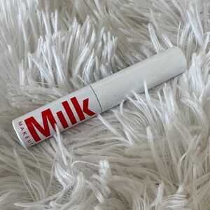 Milk Mascara